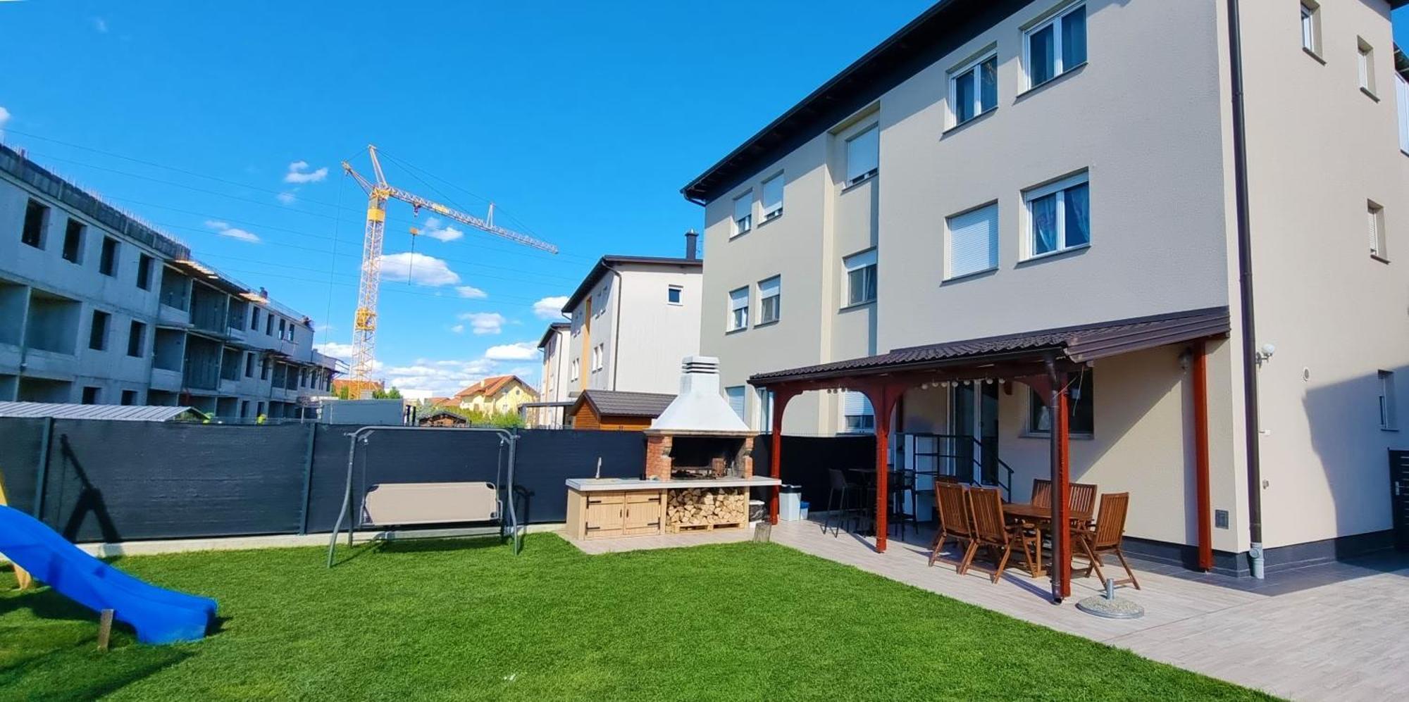 Zagreb4You Apartments - Family Paradise With Sauna Bagian luar foto